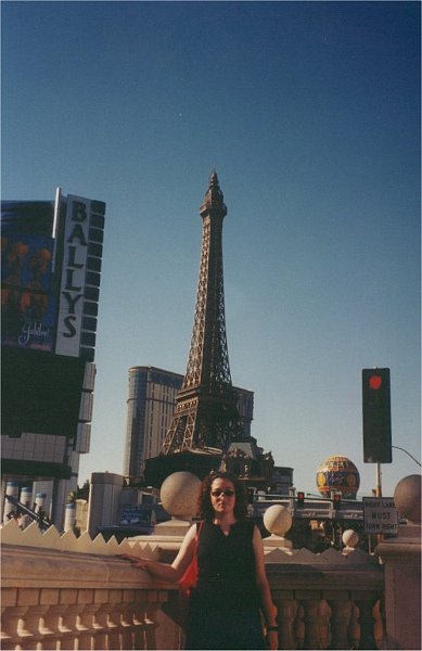 vegas paris lisa