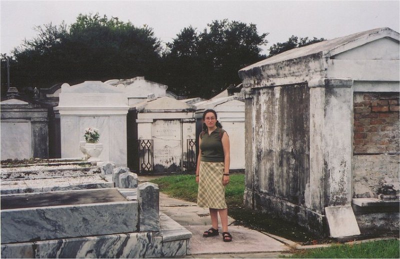 lisa cemetary3