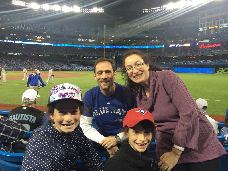 Toronto baseball game 23Apr2016 0013